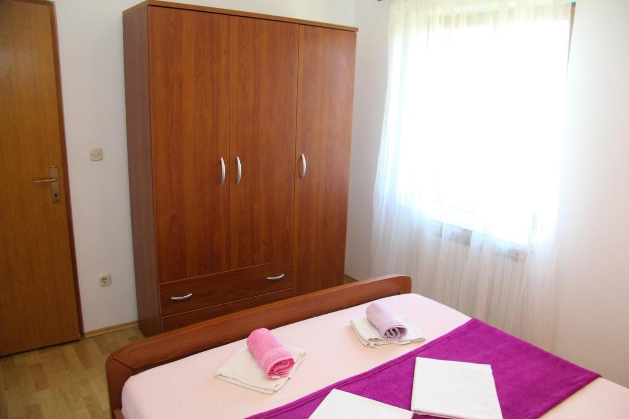 Apartments Marina Sveti Filip i Jakov Buitenkant foto