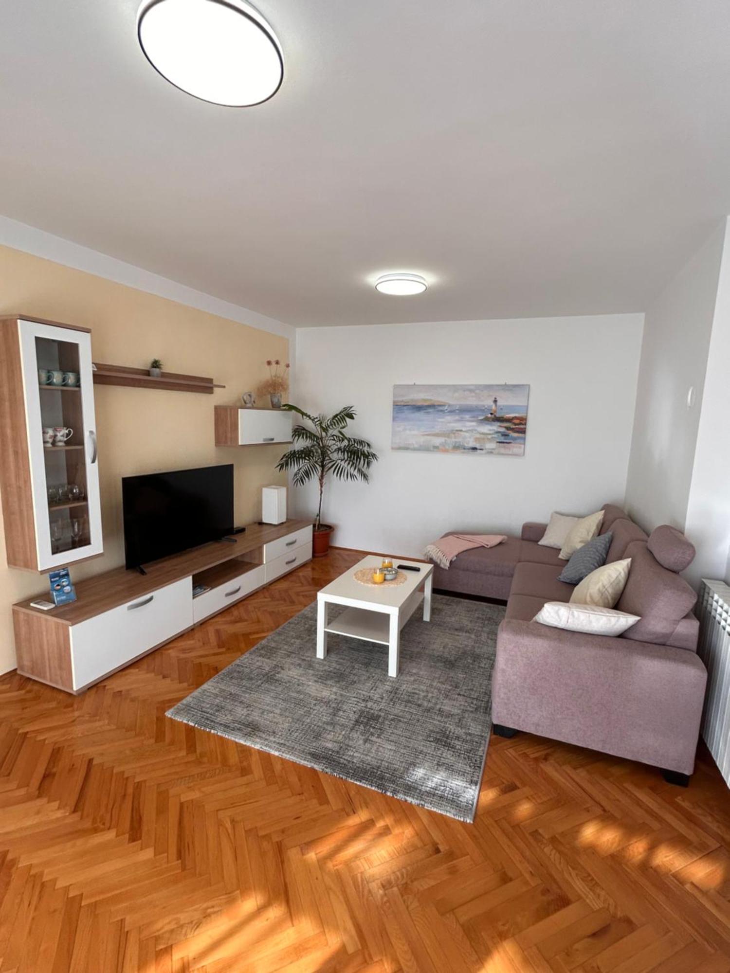 Apartments Marina Sveti Filip i Jakov Buitenkant foto