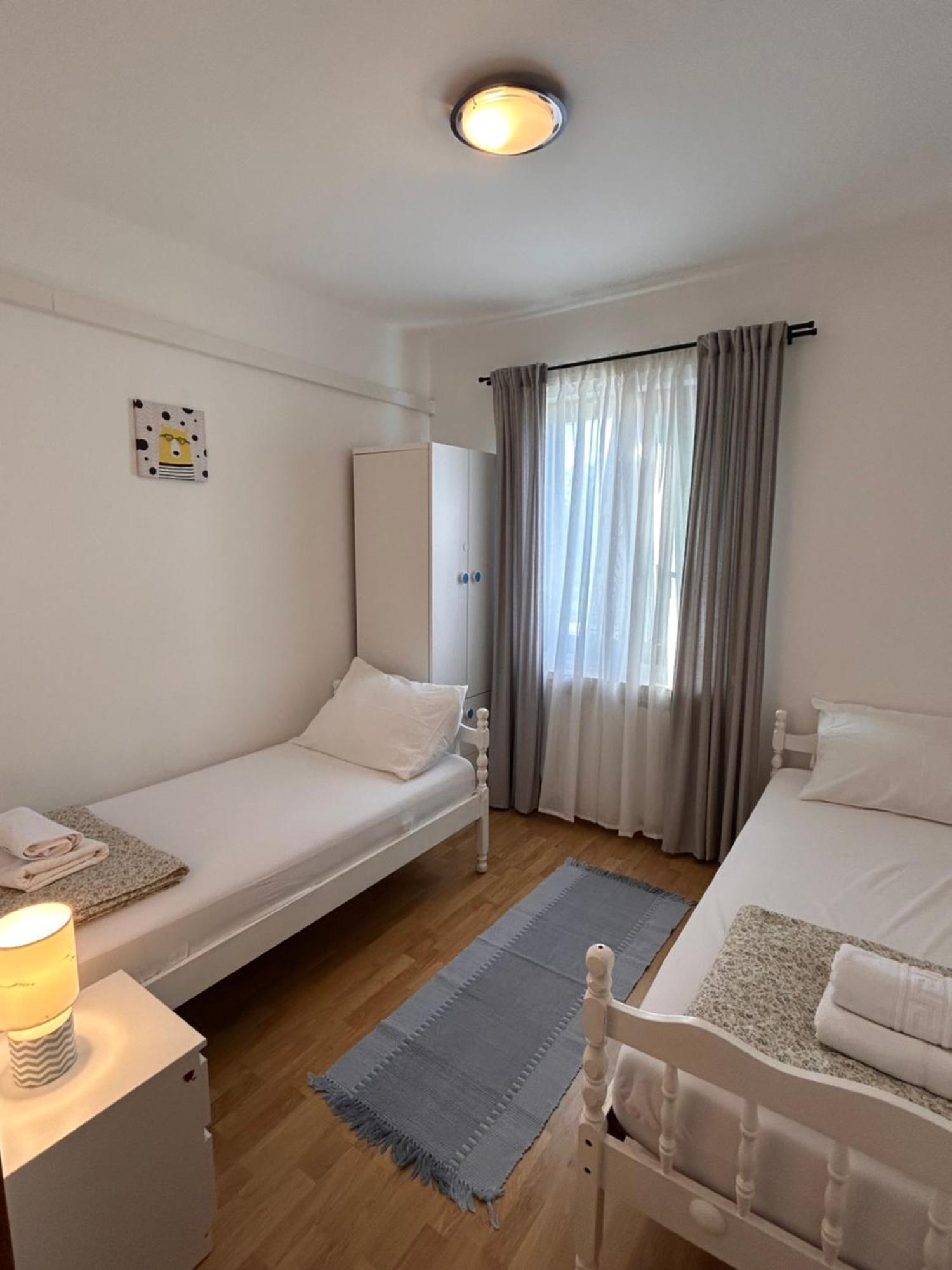 Apartments Marina Sveti Filip i Jakov Buitenkant foto