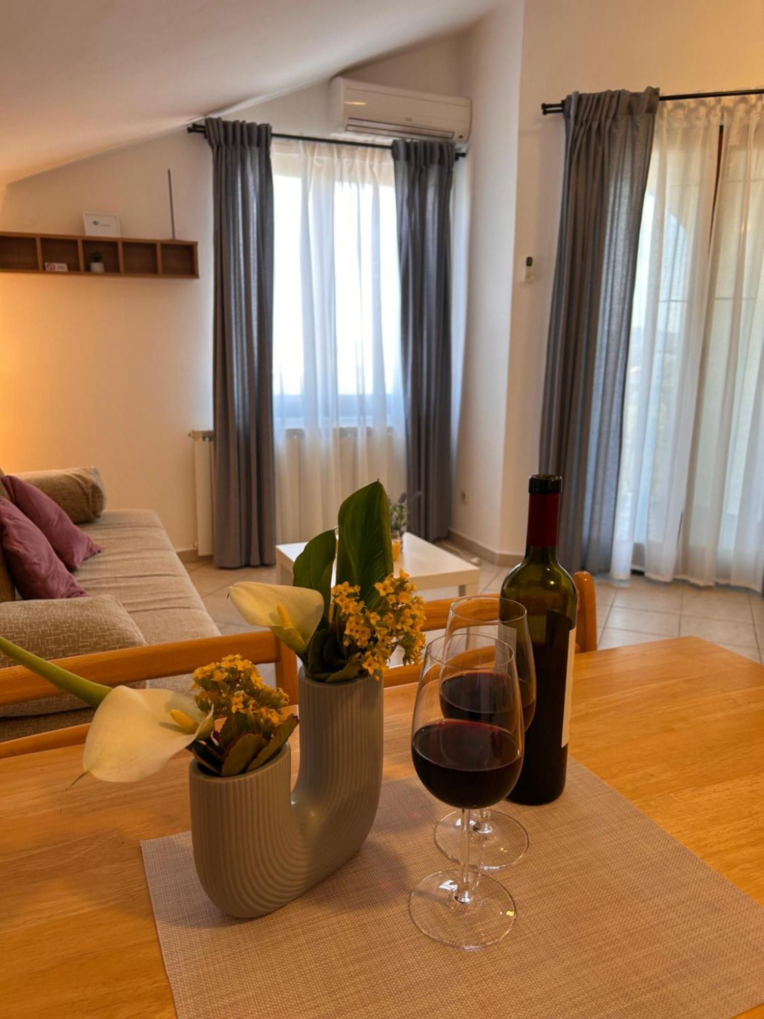 Apartments Marina Sveti Filip i Jakov Buitenkant foto