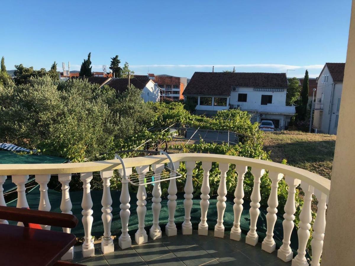 Apartments Marina Sveti Filip i Jakov Buitenkant foto