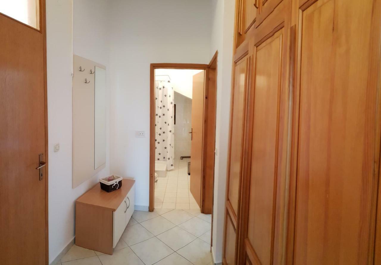 Apartments Marina Sveti Filip i Jakov Kamer foto